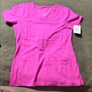 Med Couture Women's Bright Pink Short Sleeve Scrub Top
